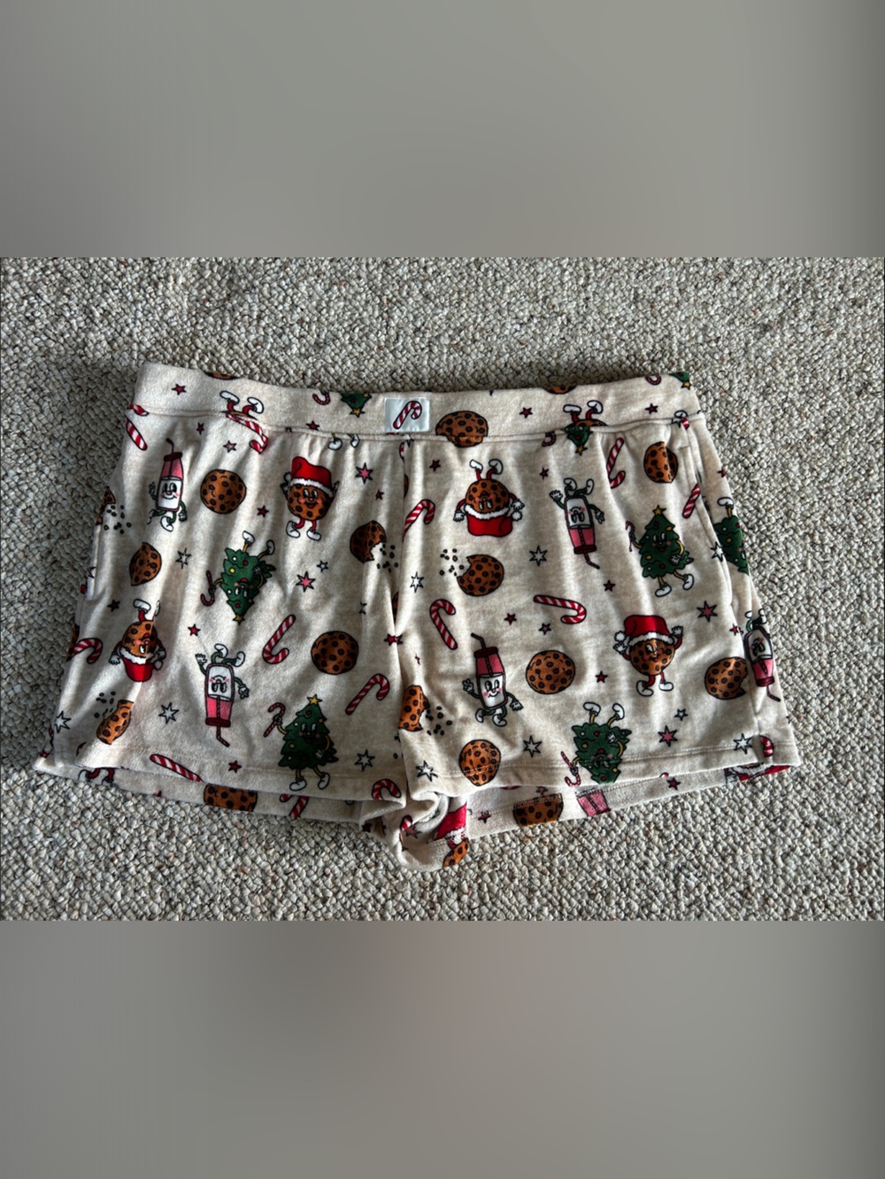 Holiday Time Cream Christmas Print Women's Pajama Shorts